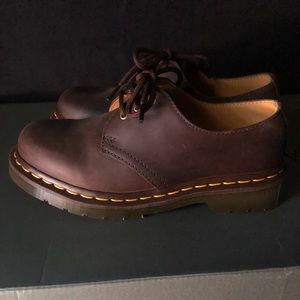 Dr martens crazy horse shoes